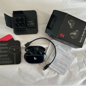 Beats Studio Buds Black Earbuds with Charging Case